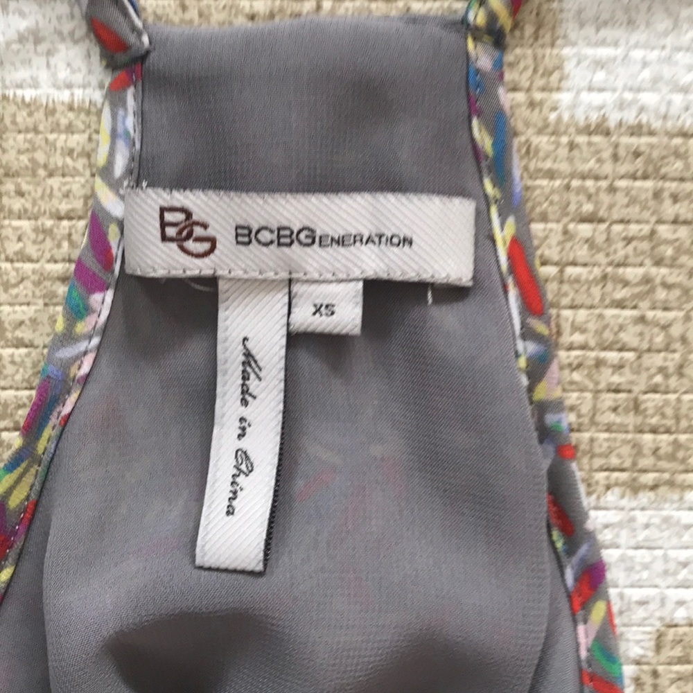 BCBG generation XS taupe MLT dress - Picture 3 of 4